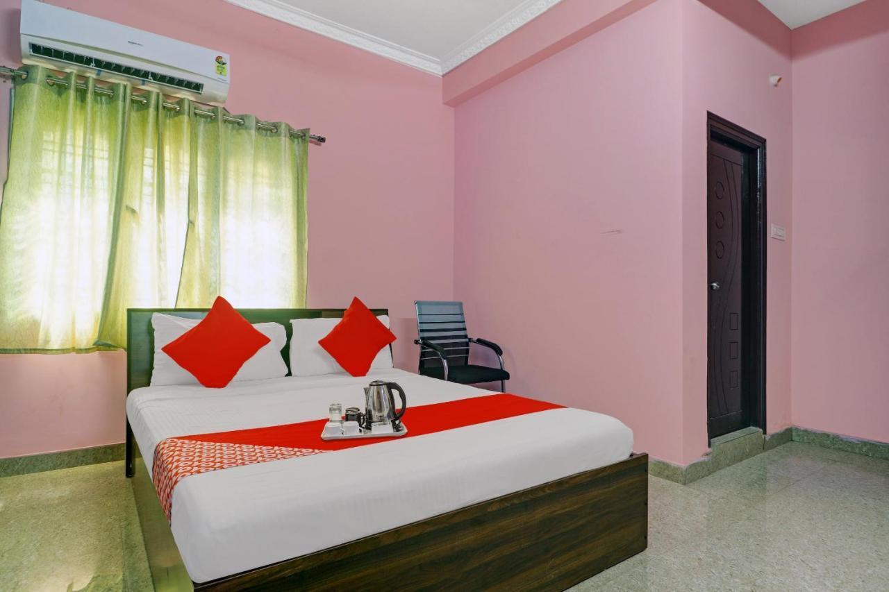 Hotel O S V Residency Kajaguda Near Gachibowli Haidarábád Kültér fotó