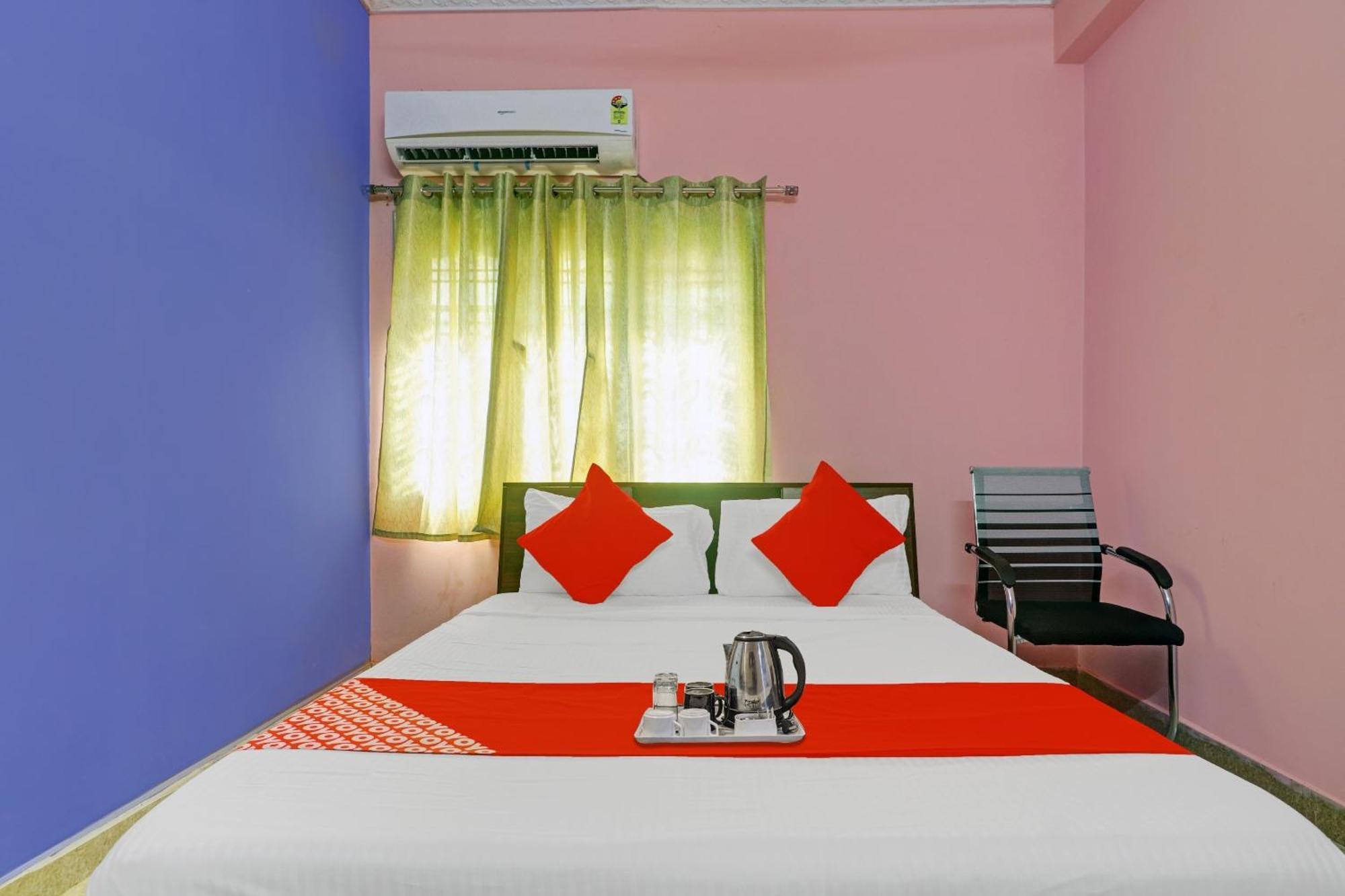 Hotel O S V Residency Kajaguda Near Gachibowli Haidarábád Kültér fotó