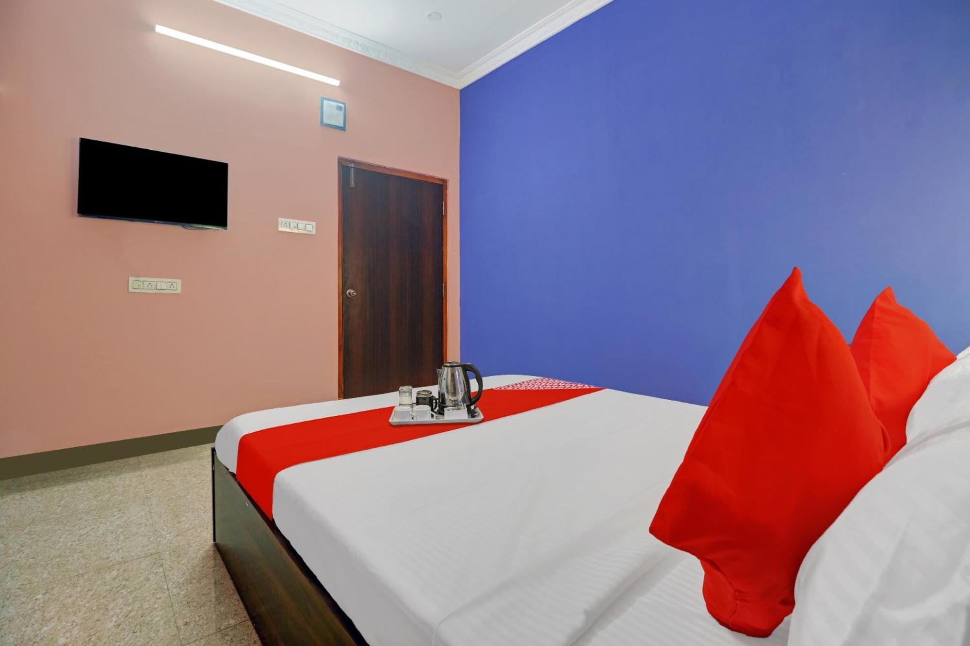 Hotel O S V Residency Kajaguda Near Gachibowli Haidarábád Kültér fotó